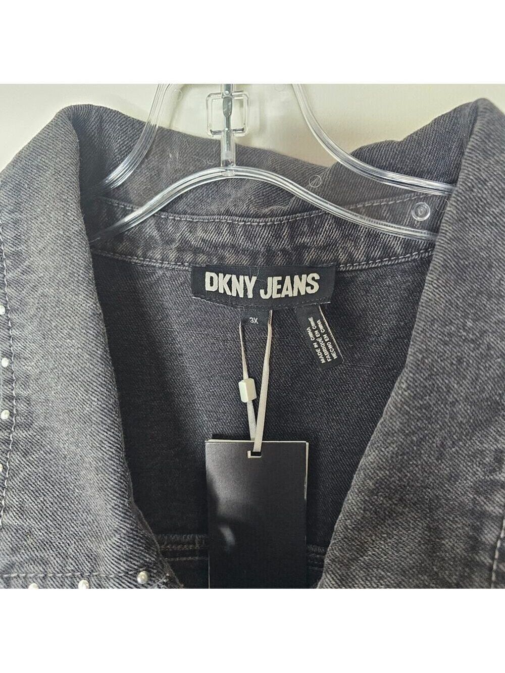 DKNY Women's Gray Studded Denim Jacket Size 3X - Picture 7 of 8